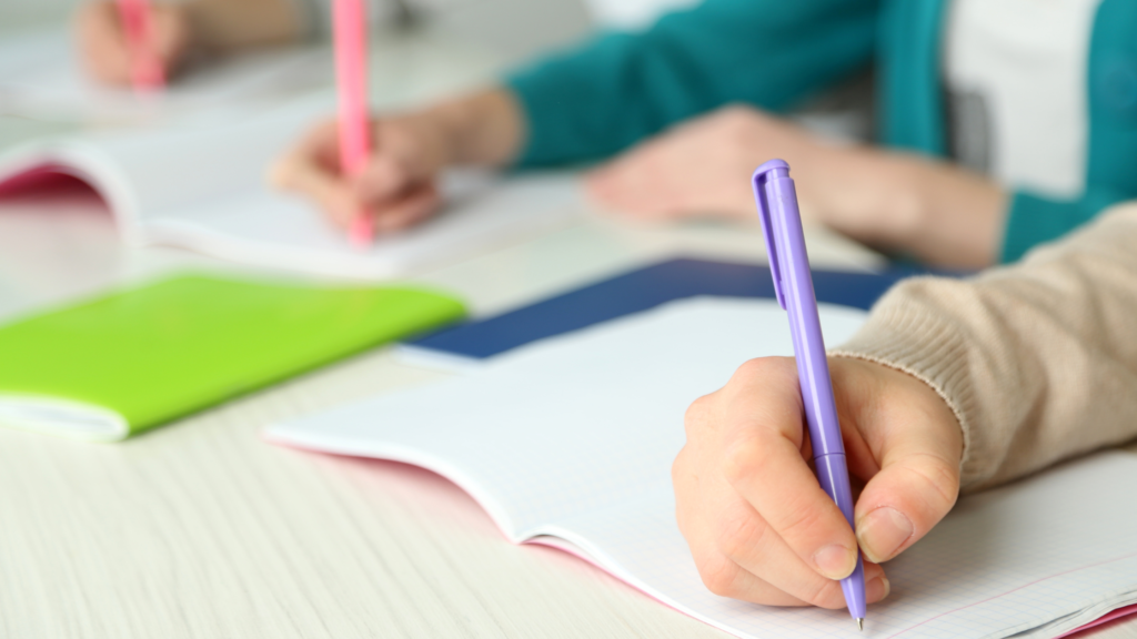 academic vocabulary, essay writing, college students, vocabulary building, academic success, ESL writing tips, vocabulary lists, essential terms, word choice in essays